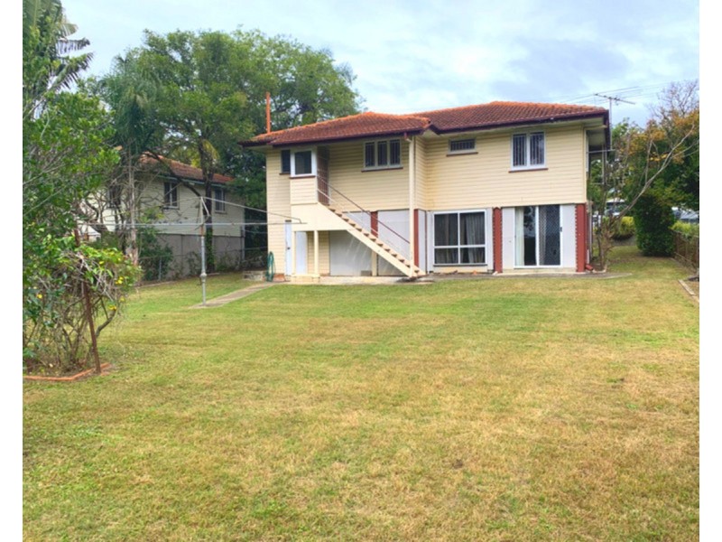 39 Reinhold Crescent, Chermside QLD 4032