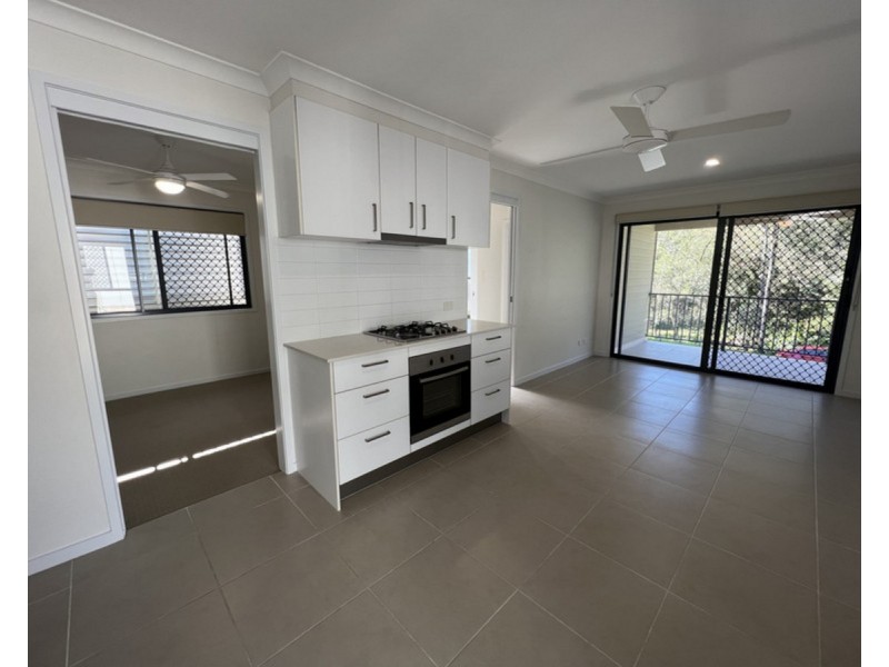 2/19 Creekside Court, Everton Hills QLD 4053