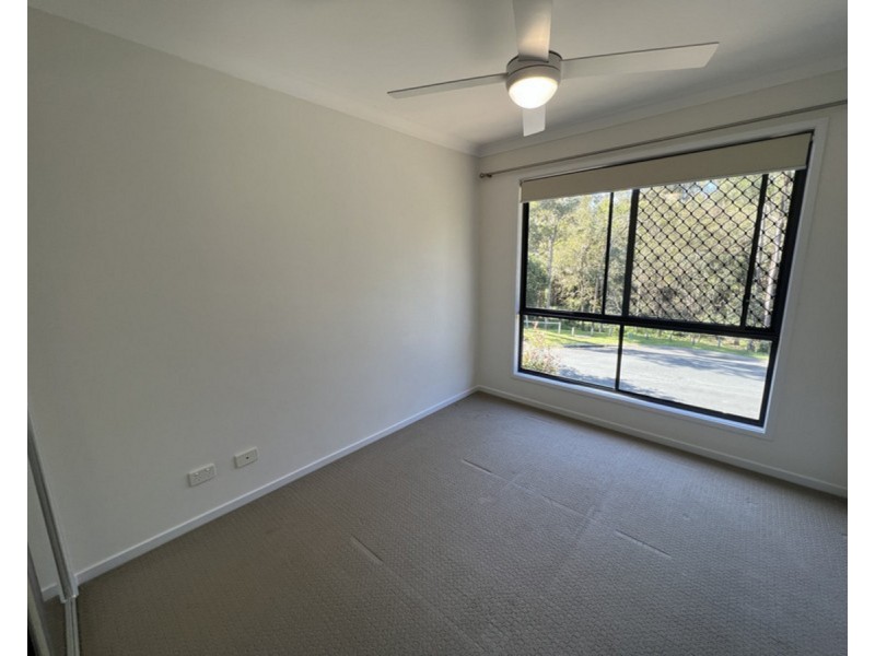 2/19 Creekside Court, Everton Hills QLD 4053