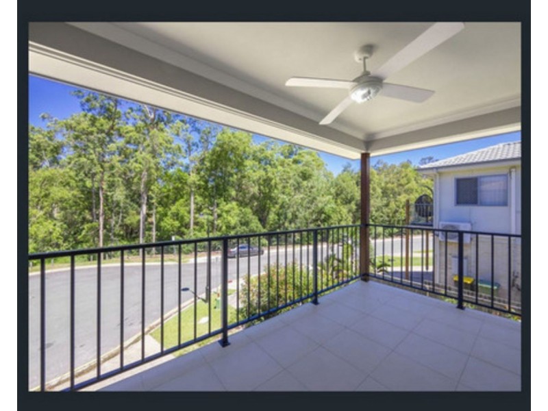 2/19 Creekside Court, Everton Hills QLD 4053