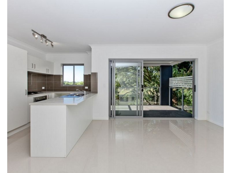 8/23 Grasspan Street, Zillmere QLD 4034