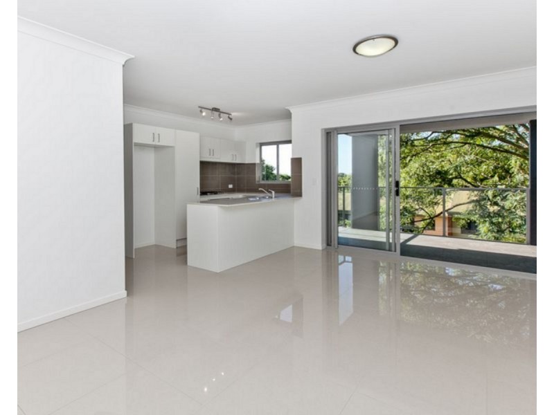 8/23 Grasspan Street, Zillmere QLD 4034