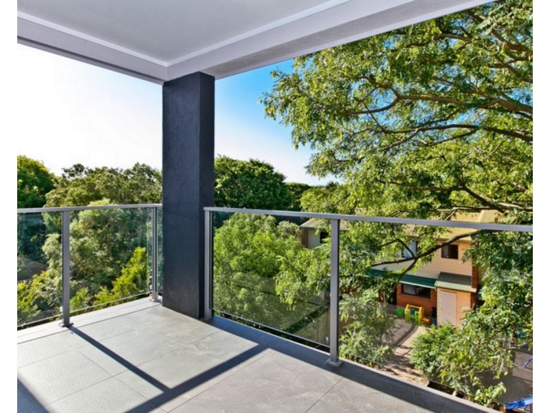 8/23 Grasspan Street, Zillmere QLD 4034