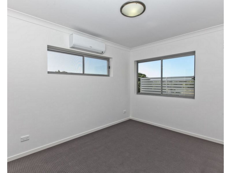 8/23 Grasspan Street, Zillmere QLD 4034