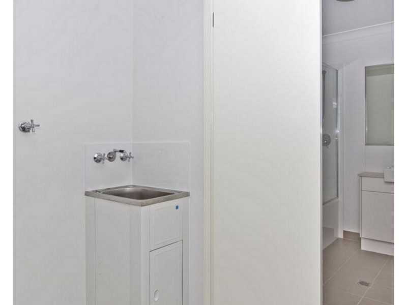 8/23 Grasspan Street, Zillmere QLD 4034