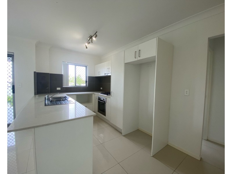 8/23 Grasspan Street, Zillmere QLD 4034