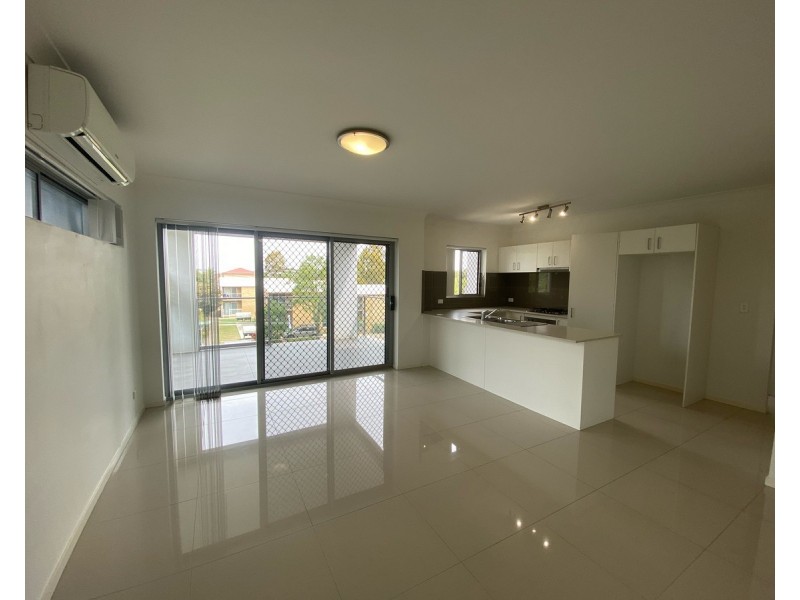 8/23 Grasspan Street, Zillmere QLD 4034