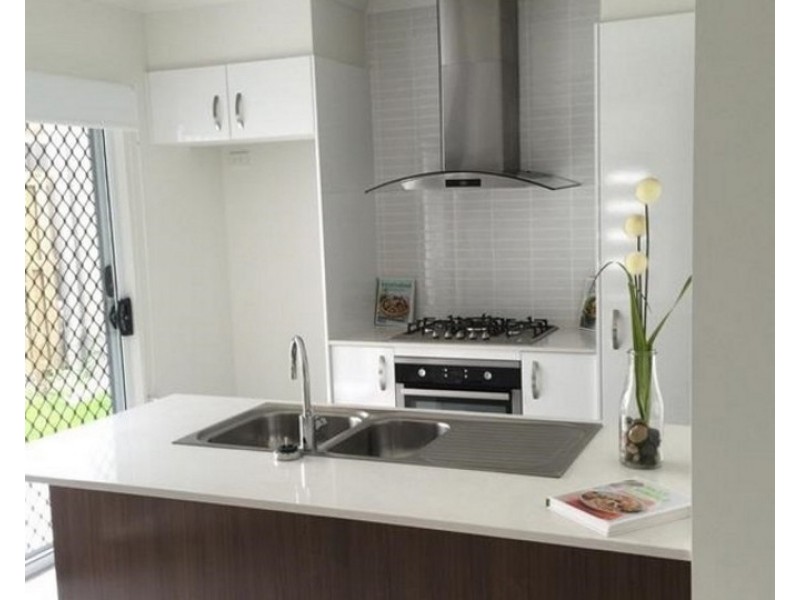 11 Flinders Circuit, Fitzgibbon QLD 4018