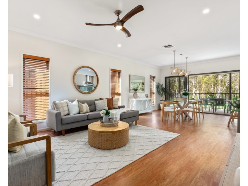 64 Macquarie Circuit, Fitzgibbon QLD 4018