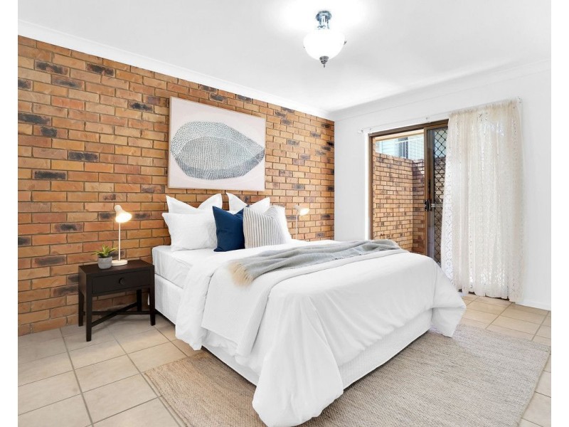 12 Nyora Street, Everton Hills QLD 4053