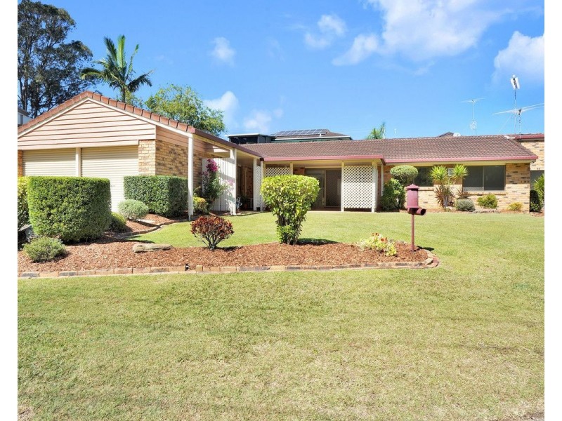 12 Nyora Street, Everton Hills QLD 4053