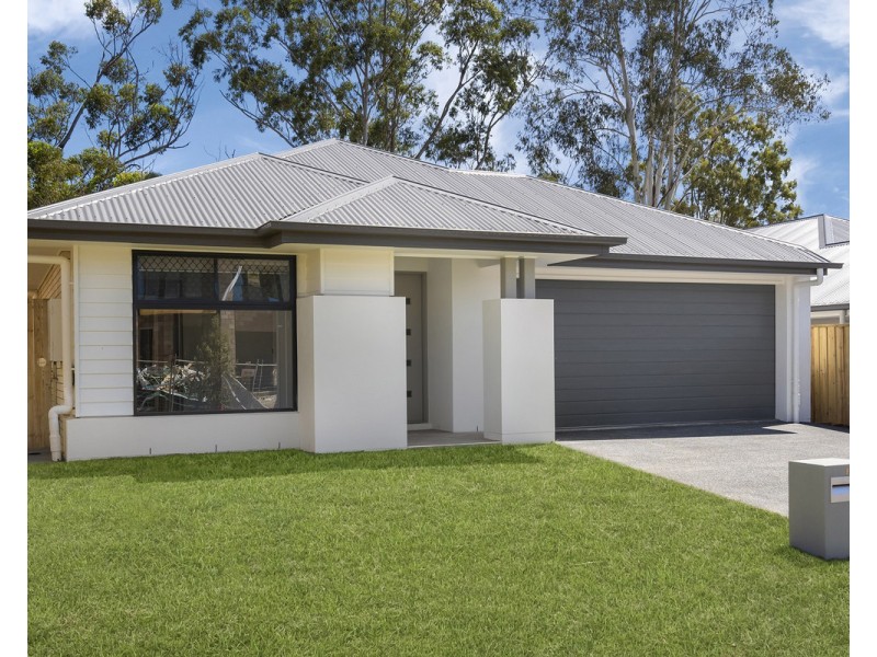 15 Wildflower Place, Bridgeman Downs QLD 4035