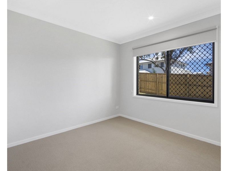 15 Wildflower Place, Bridgeman Downs QLD 4035