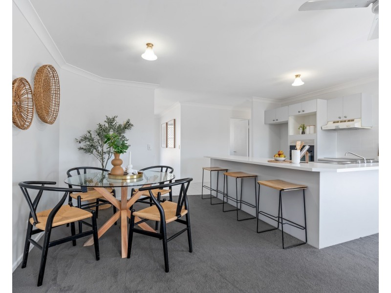32 Gielgud Crescent, Mcdowall QLD 4053