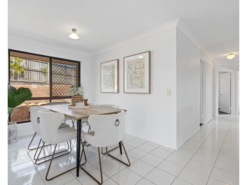 32 Gielgud Crescent, Mcdowall QLD 4053