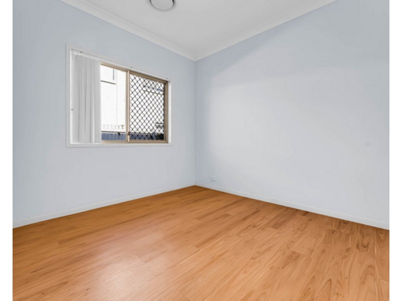 61 Petrie Crescent, Aspley QLD 4034