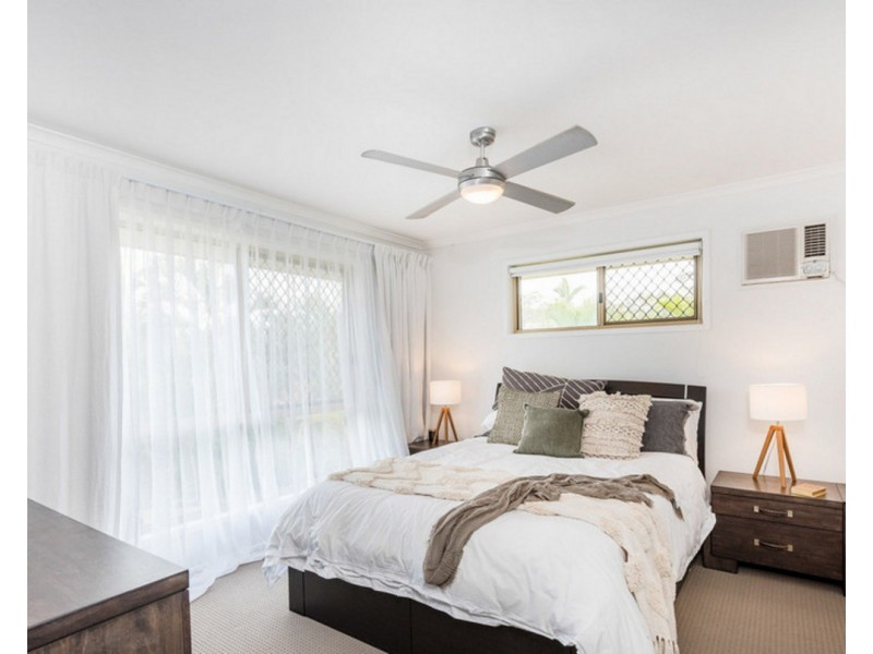 11 Selleck Close, Mcdowall QLD 4053