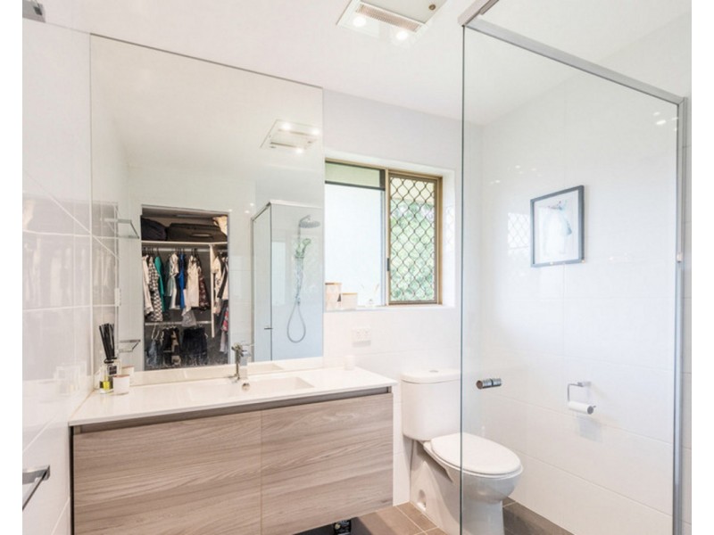 11 Selleck Close, Mcdowall QLD 4053