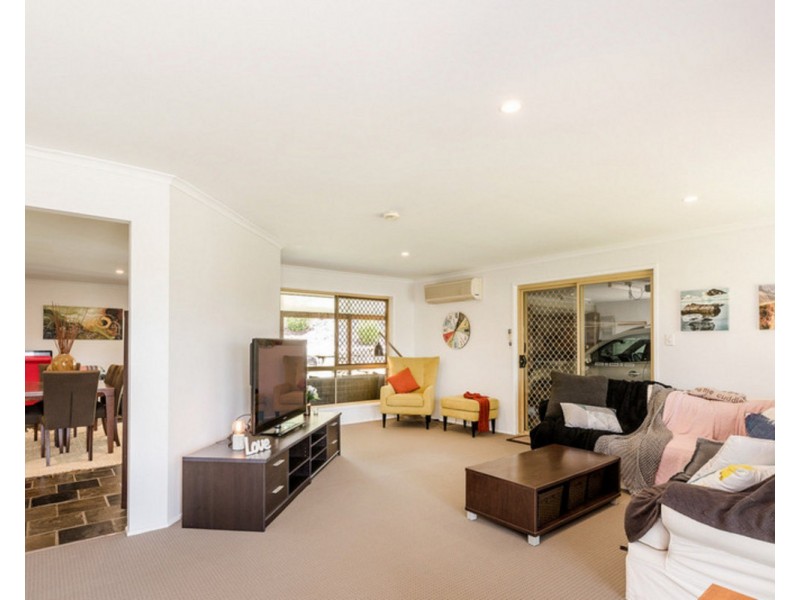 11 Selleck Close, Mcdowall QLD 4053