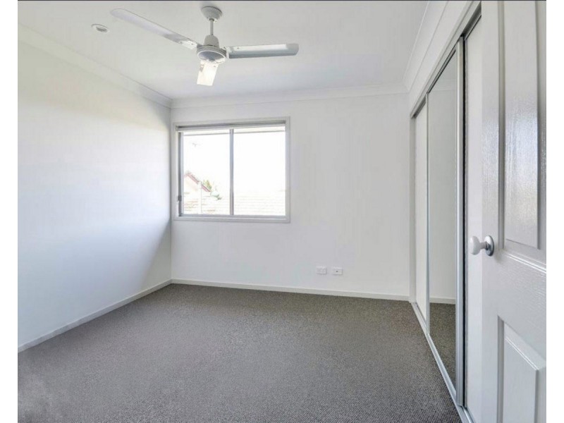 2/21 Myles Street, Lawnton QLD 4501