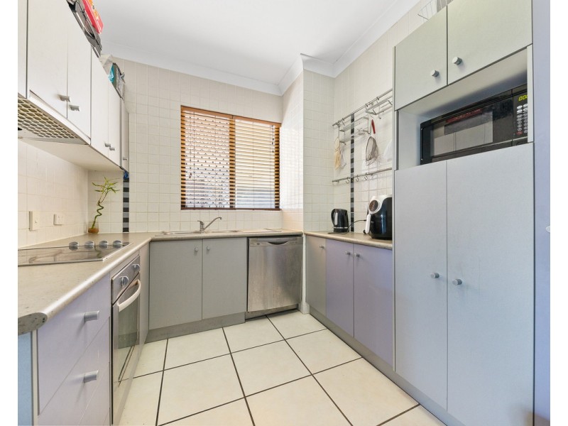 1/27 Latham Street, Chermside QLD 4032