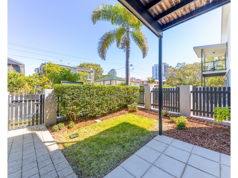 1/27 Latham Street, Chermside QLD 4032