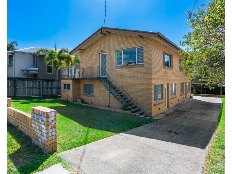 11 Kelso Street, Chermside QLD 4032