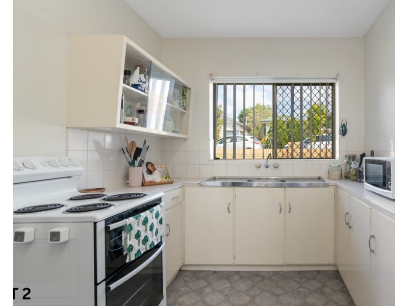 11 Kelso Street, Chermside QLD 4032