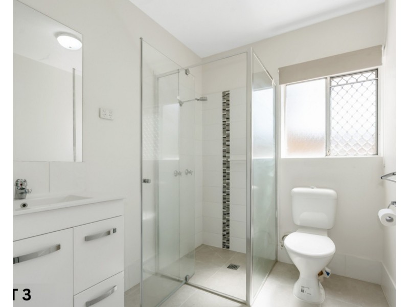 11 Kelso Street, Chermside QLD 4032