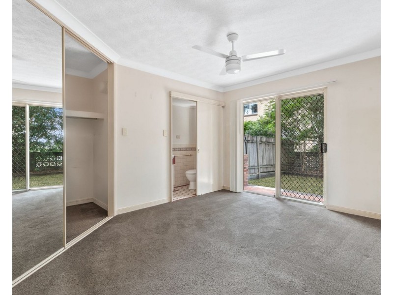 2/21 Pilba Street, Chermside QLD 4032