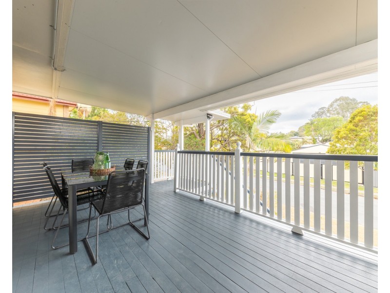 30 Carwell Avenue, Petrie QLD 4502