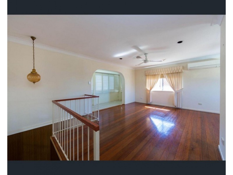 27 Kilburn Street, Chermside QLD 4032