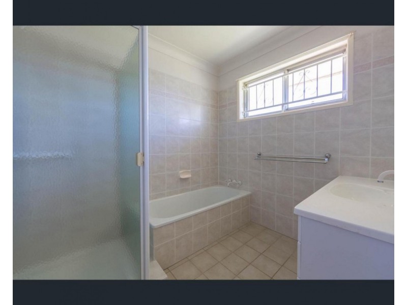 27 Kilburn Street, Chermside QLD 4032