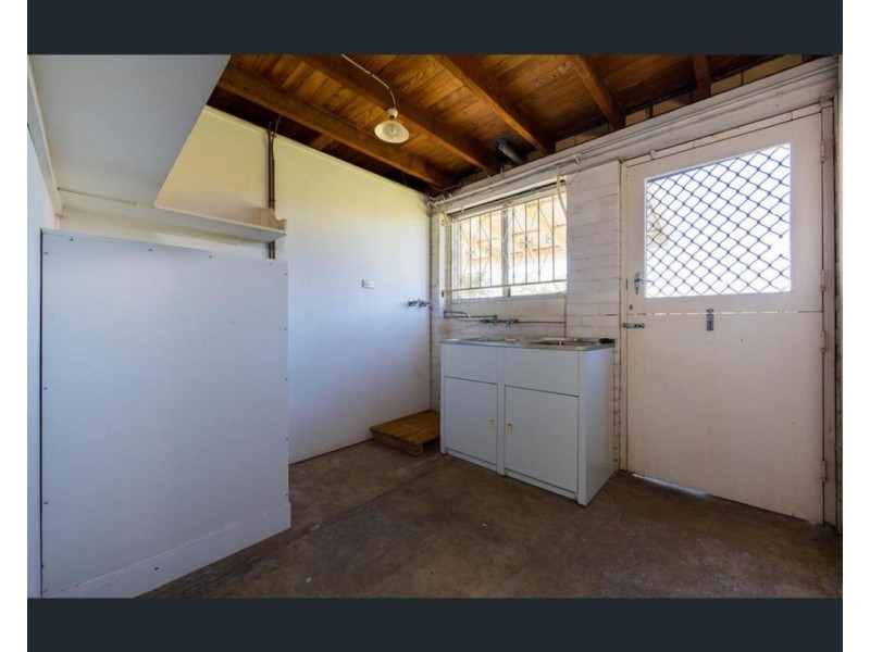 27 Kilburn Street, Chermside QLD 4032