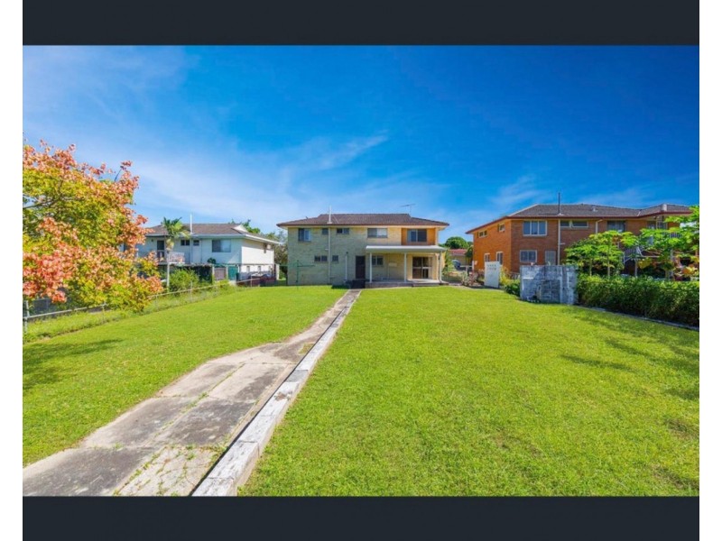 27 Kilburn Street, Chermside QLD 4032
