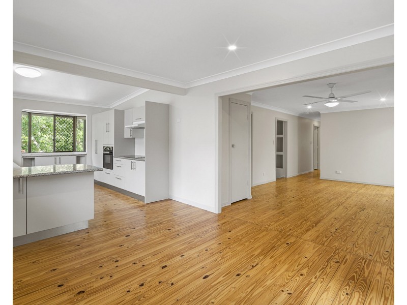 6 Garfield Terrace, Everton Hills QLD 4053