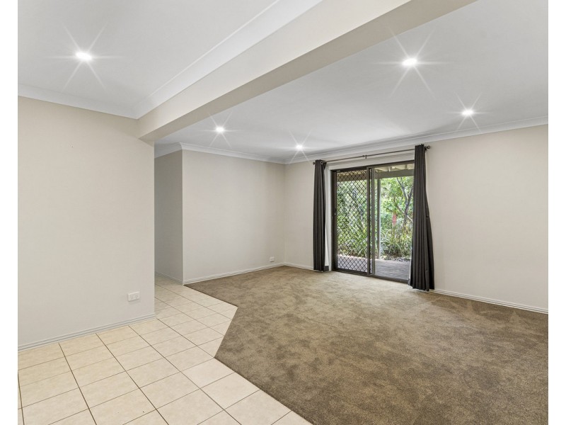 6 Garfield Terrace, Everton Hills QLD 4053