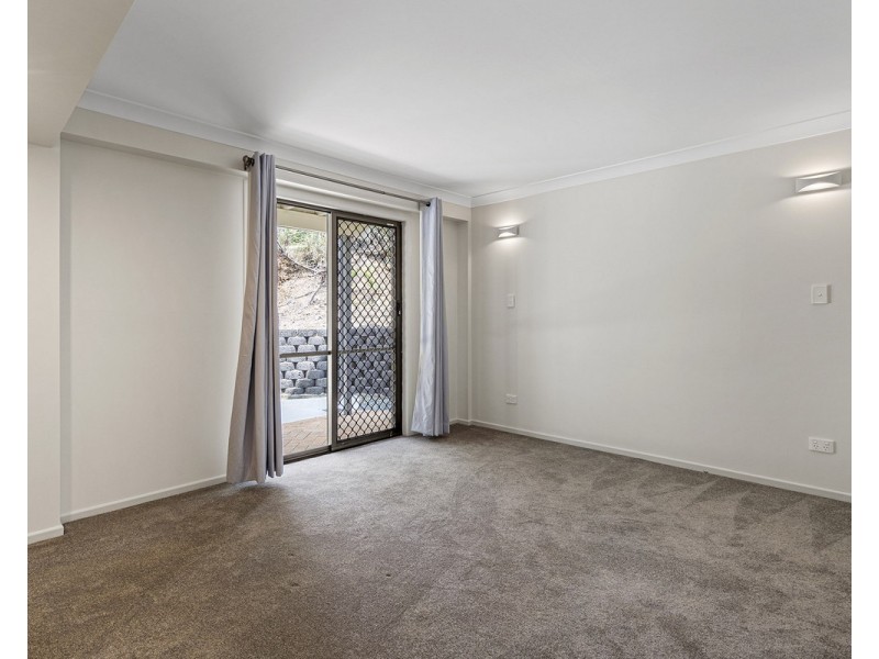 6 Garfield Terrace, Everton Hills QLD 4053