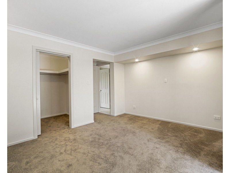 6 Garfield Terrace, Everton Hills QLD 4053