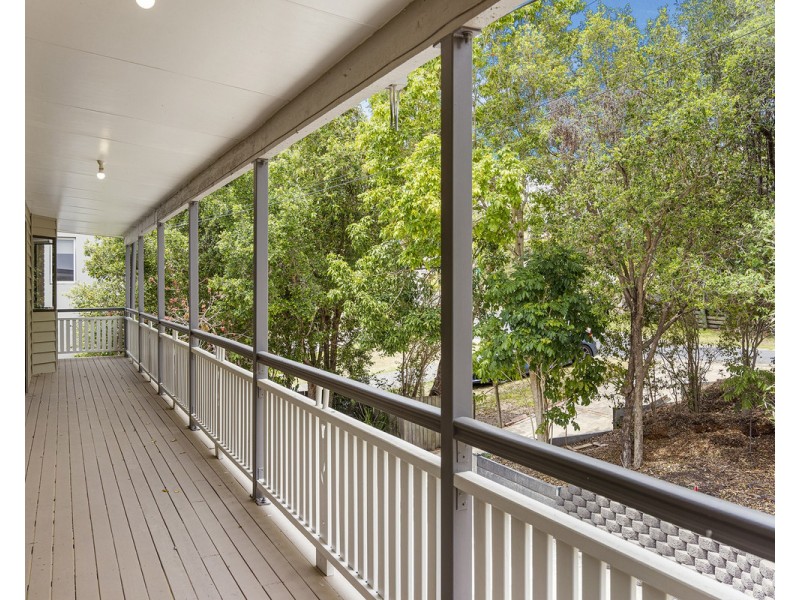 6 Garfield Terrace, Everton Hills QLD 4053