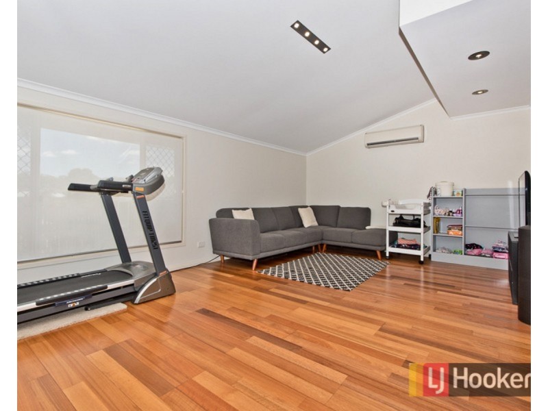 13 Gielgud Crescent, Mcdowall QLD 4053