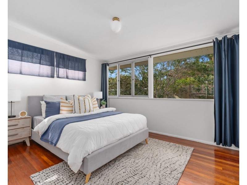 8 Backford Street, Chermside West QLD 4032