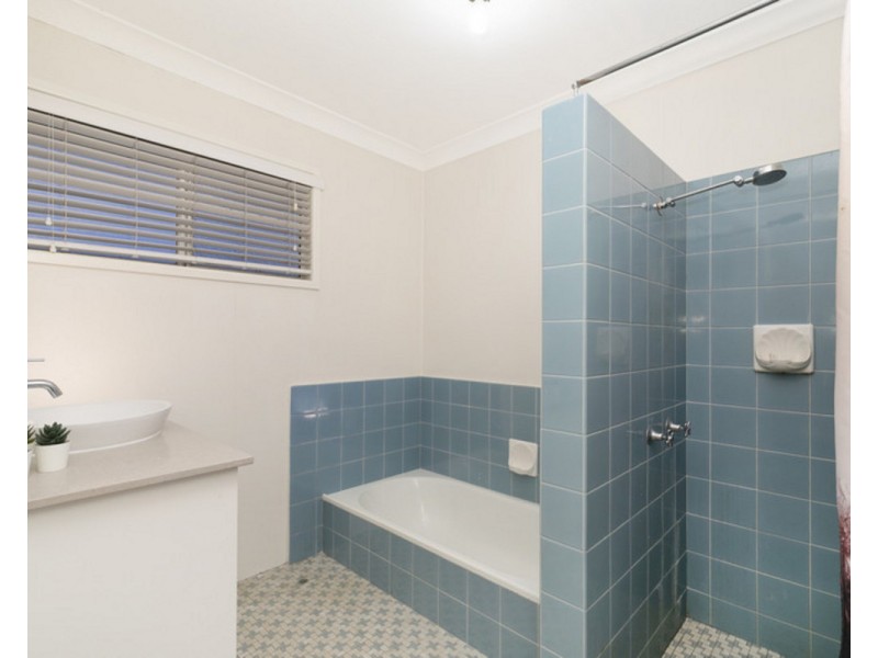21 Backford Street, Chermside West QLD 4032