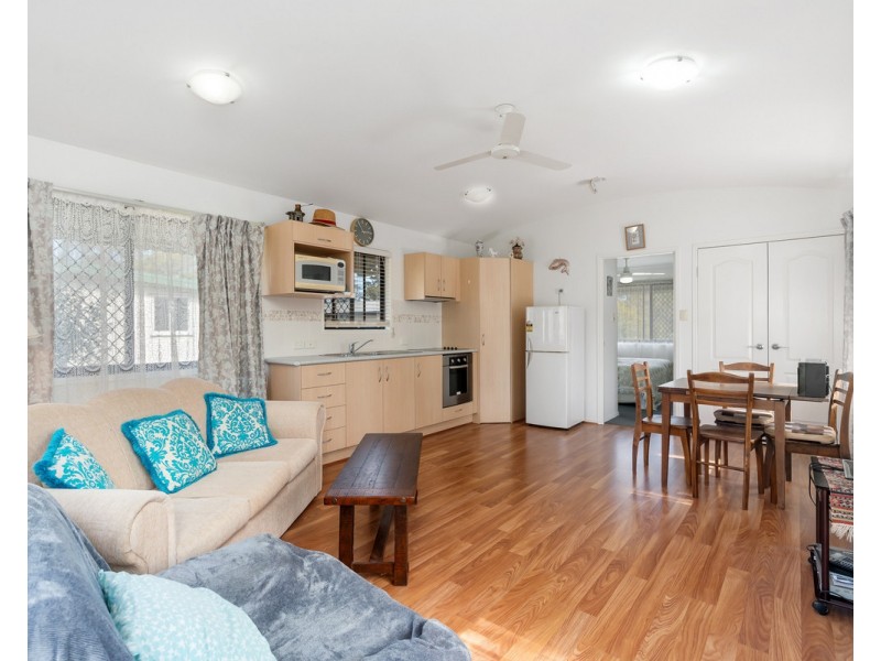 2/8 Backford Street, Chermside West QLD 4032
