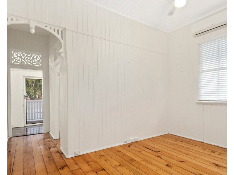 24 Hunt Street, Hamilton QLD 4007