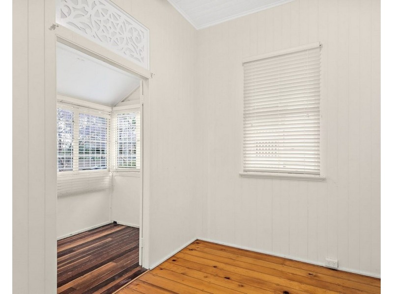 24 Hunt Street, Hamilton QLD 4007