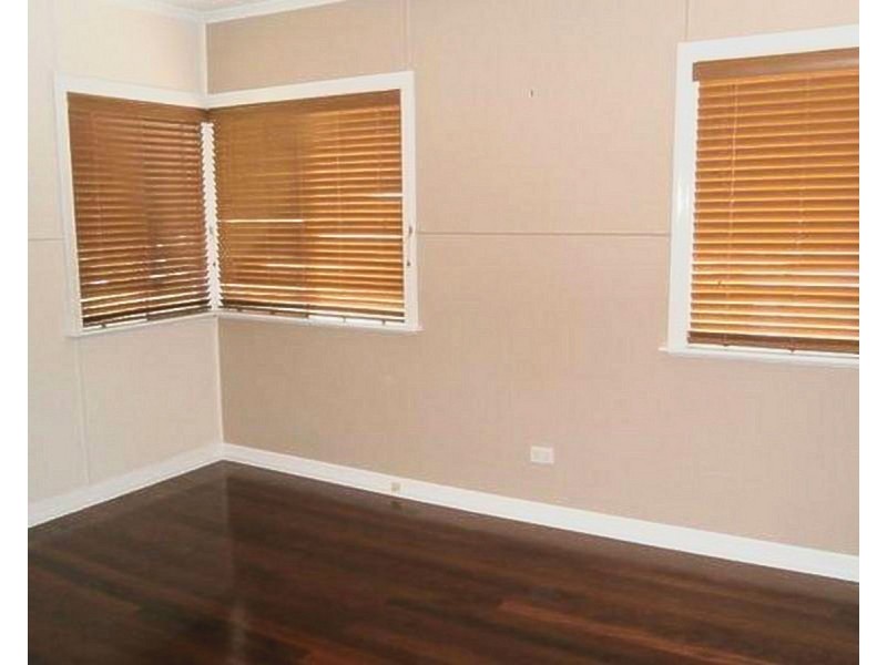 80 Tenth Avenue, Kedron QLD 4031