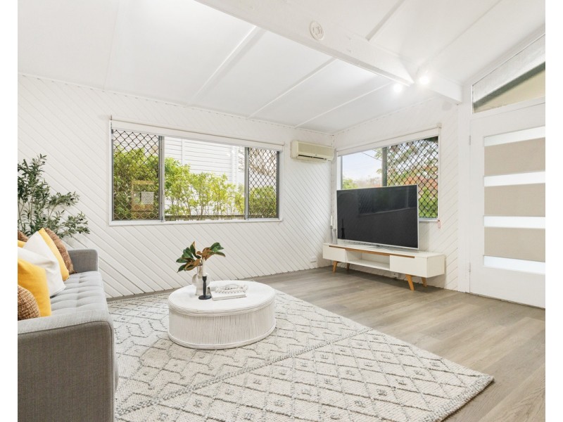 10 Narthanya Street, Chermside West QLD 4032