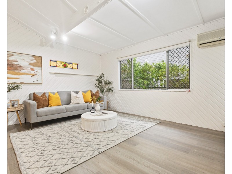 10 Narthanya Street, Chermside West QLD 4032