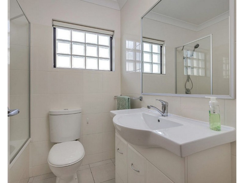 5/18 Seeney Street, Zillmere QLD 4034